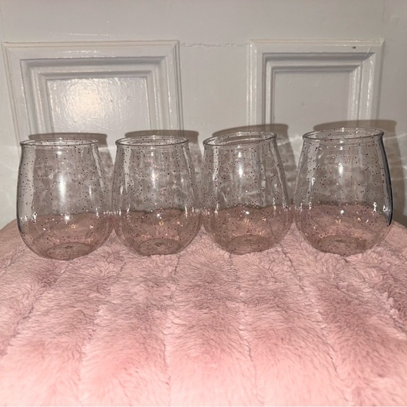 ban.do Acrylic Glitter Stemless Wine Glass Set of 4 (NEW) - Picture 5 of 6